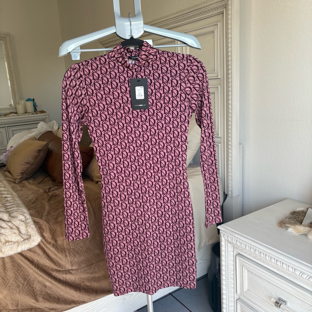 Fashion Nova Pink Geometric Long Sleeve Dress